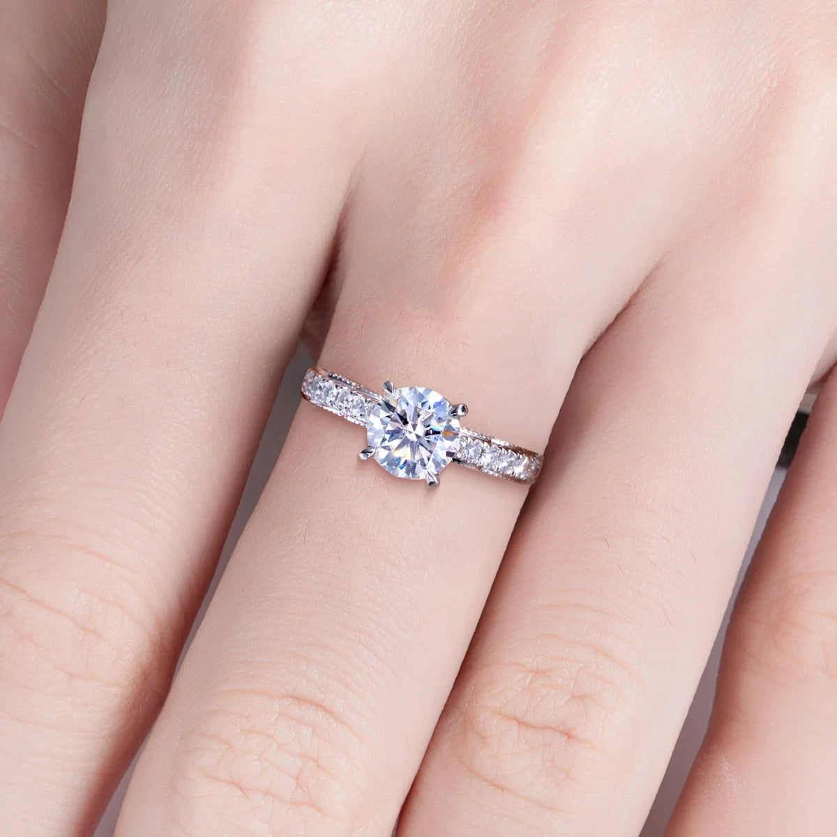 Vintage moissanite ring top view, 2ct round D color in gold setting — Aurora Moissanite