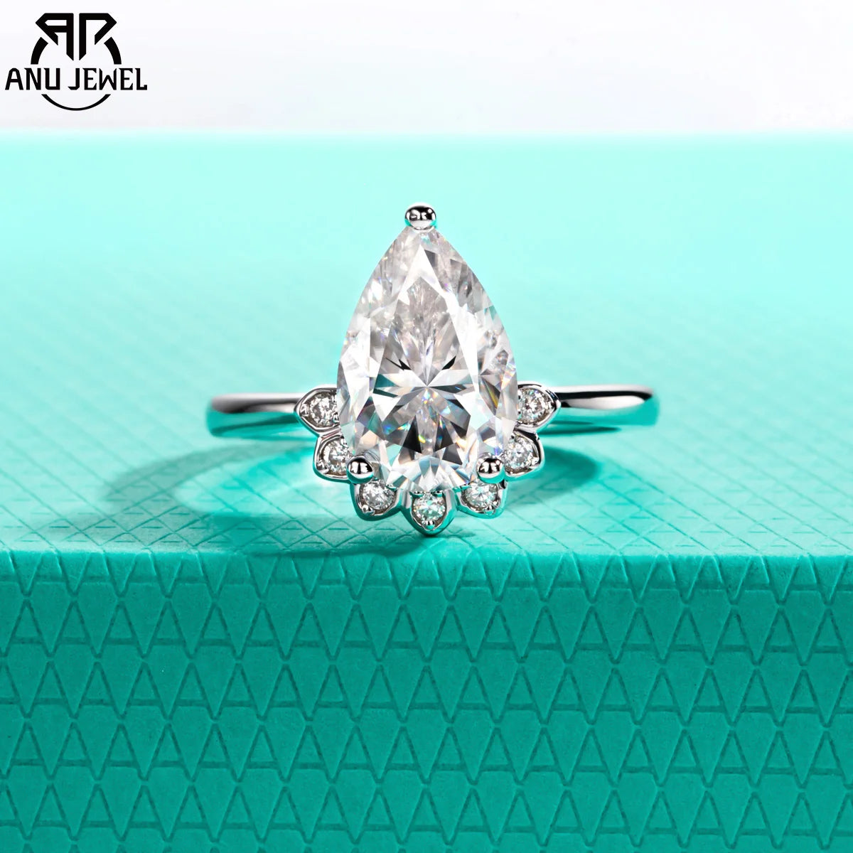 4ct pear cut moissanite crown engagement ring, 18K gold plated S925 — Aurora Moissanite