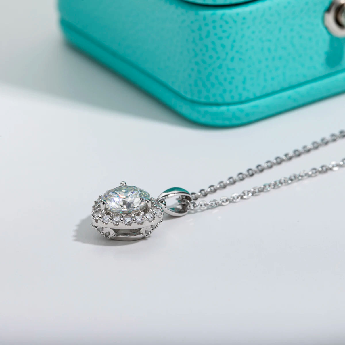 The Cor Pendant — 1ct heart moissanite pendant, front view, gold plated sterling silver — Aurora Moissanite