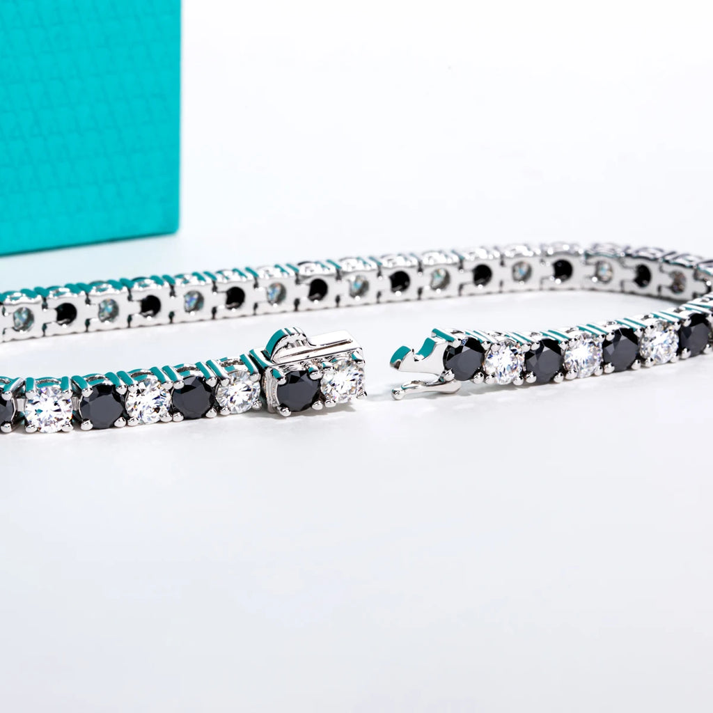 The Roan Bracelet — 4mm black moissanite tennis bracelet, front view — Aurora Moissanite