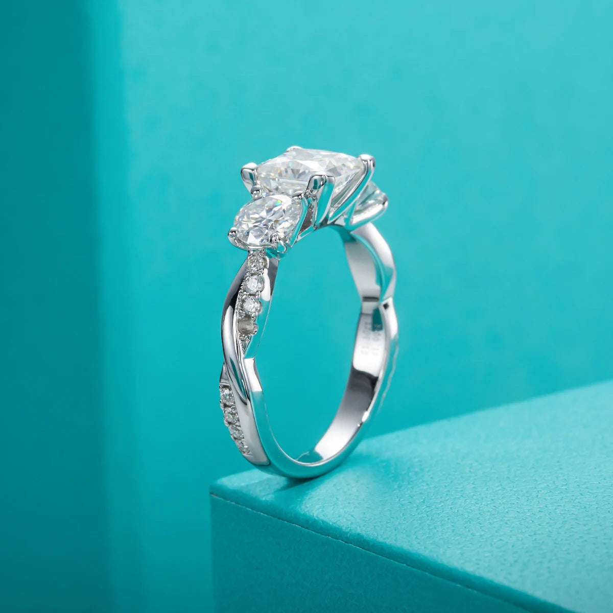 1.5ct princess three-stone moissanite ring, side profile, S925 silver — Aurora Moissanite