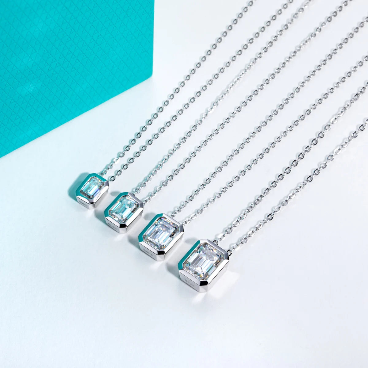 AnuJewel 0.6ct/1ct/2ct/3ct D Color Emerald Cut Moissanite Bezel Pendant Necklace 925 Sterling Silver Jewelry Gifts for Women