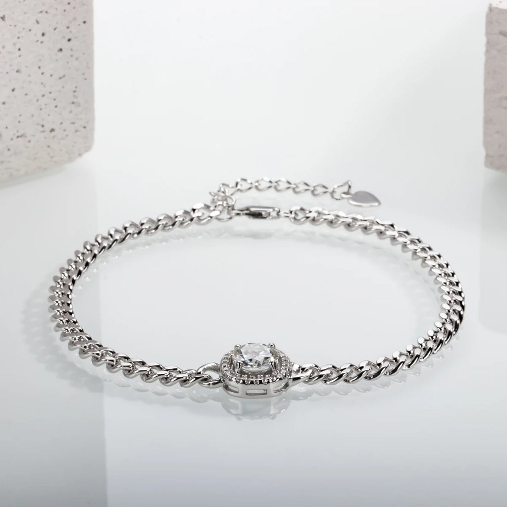 Moissanite Cuban chain bracelet detail, D color VVS1 round stones, sterling silver — Aurora Moissanite