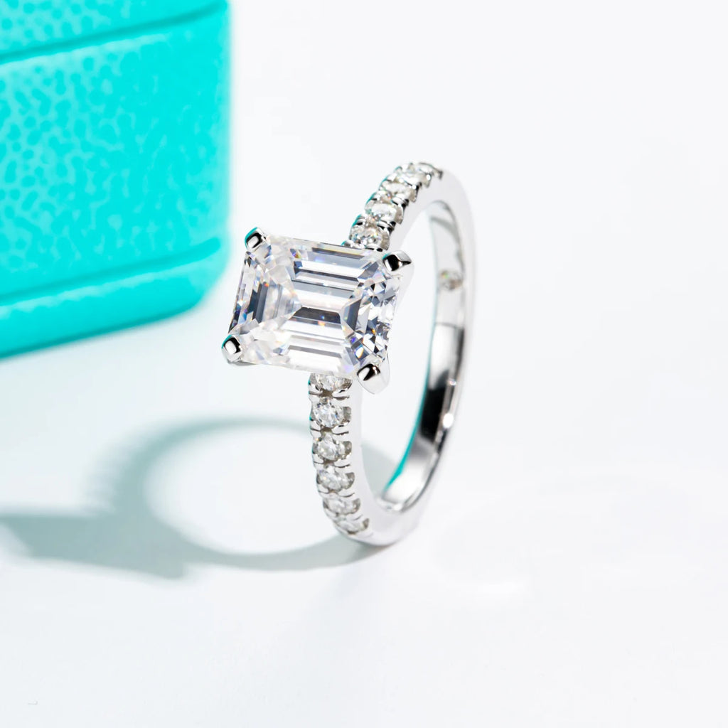 The Gwen Ring — 3ct emerald moissanite, front view, S925 — Aurora Moissanite