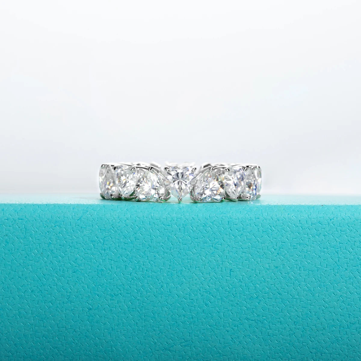 Heart cut moissanite eternity band 5mm, D color VVS1, stone detail — Aurora Moissanite