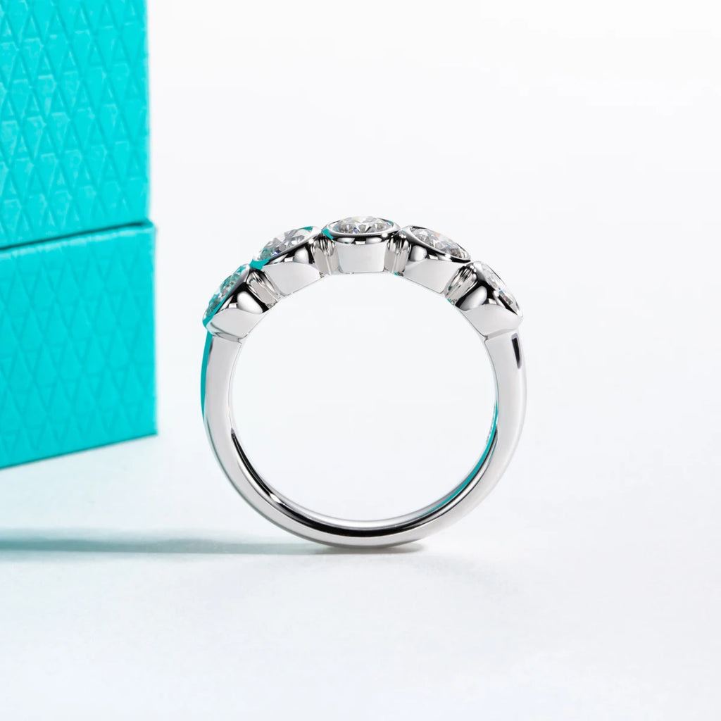 4mm moissanite bezel wedding band, side profile, S925 sterling silver — Aurora Moissanite