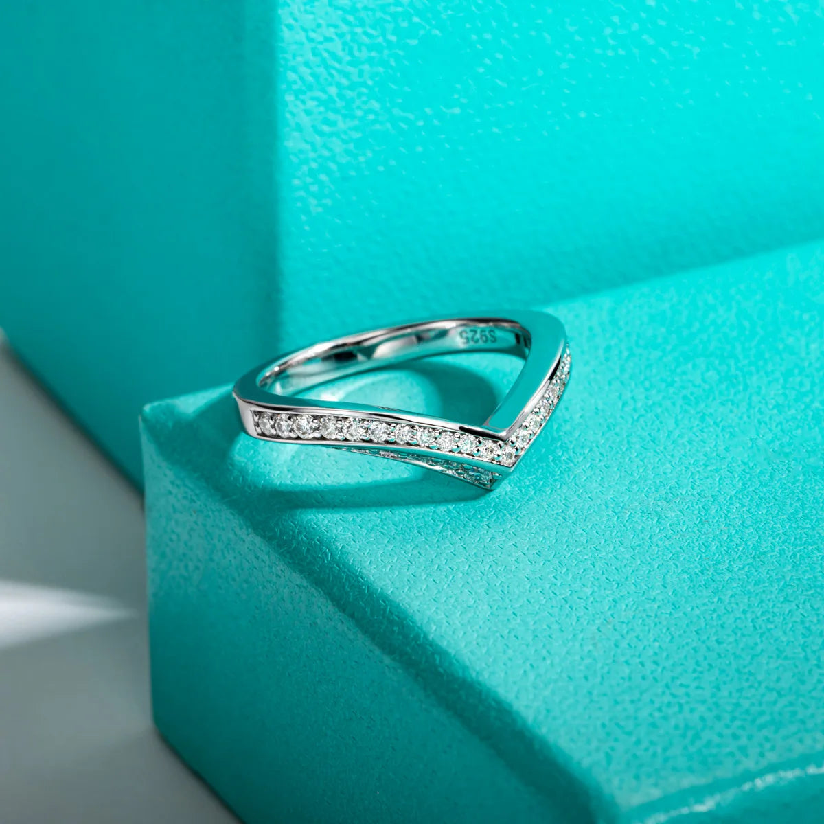 The Eden Band — 2mm moissanite chevron ring, front view, 18K gold plated — Aurora Moissanite