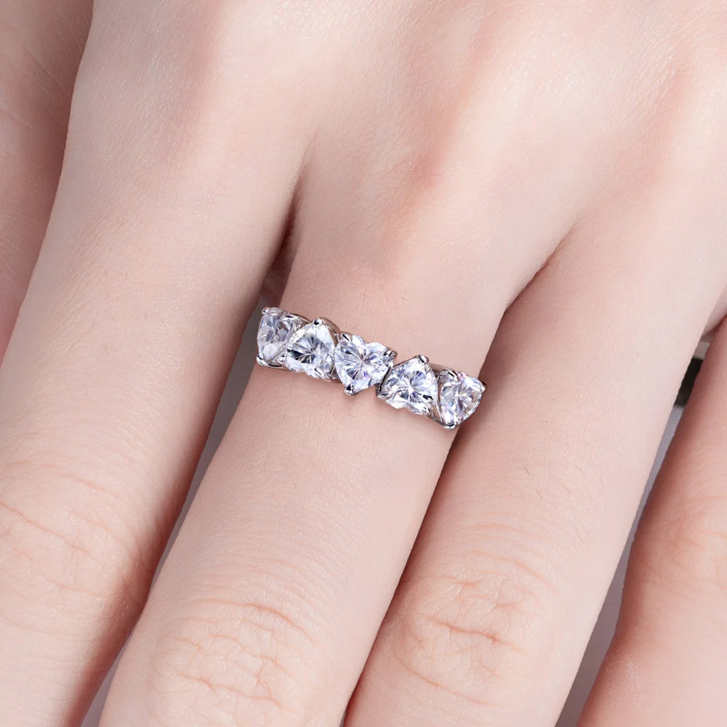 Heart cut moissanite wedding band top view, 2.5cttw, 18K gold plated — Aurora Moissanite