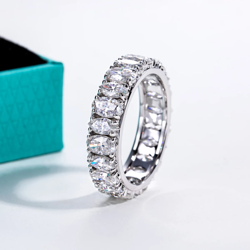 Mixed-cut moissanite band, 0.3ct oval + 0.2ct marquise alternating, D color VVS1 — Aurora Moissanite