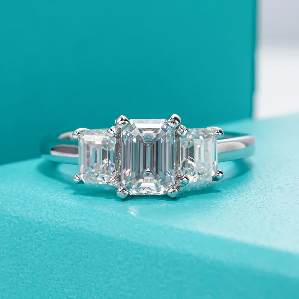 Emerald cut moissanite 1.6cttw D color VVS1, step-cut stone detail — Aurora Moissanite