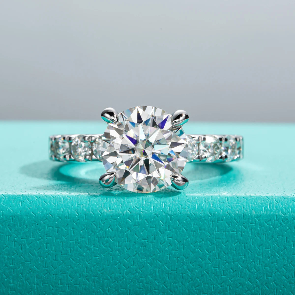 3.5ct moissanite ring set, side profile, S925 — Aurora Moissanite