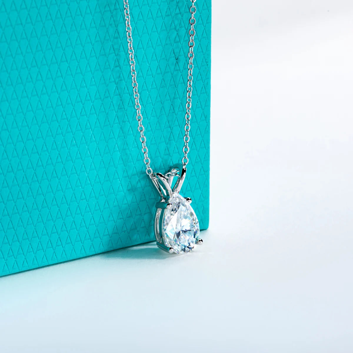 AnuJewel 2ct/3ct/4ct/5ct D Color Pear Cut Moissanite Pendant Necklace 925 Sterling Silver Valentine's Day Gifts for Women