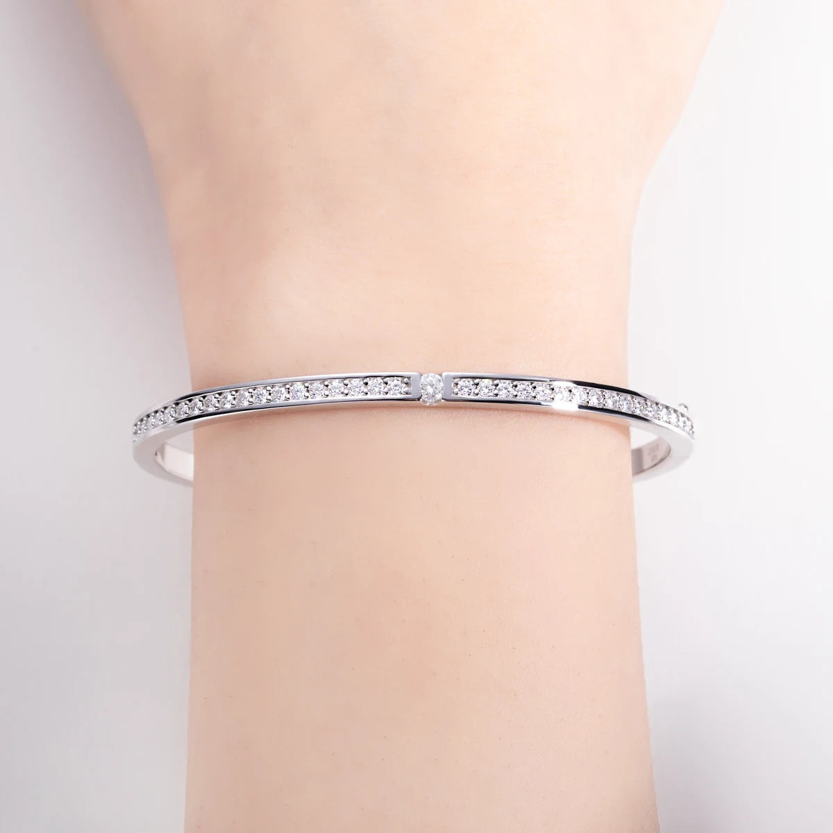 AnuJewel 2.017cttw Moissanite Eternity Bracelet 925 Sterling Silver 18K White Gold Plated Classic Bangle for Women Gifts