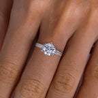 Round moissanite 3ct top view, 18K gold — Aurora Moissanite