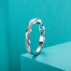 Moissanite eternity band 1.3mm with zircon accents, detail view, S925 silver — Aurora Moissanite