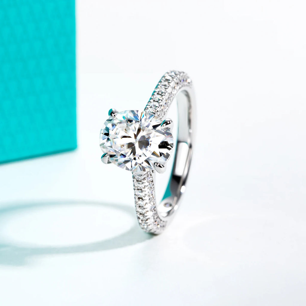 The Sael Ring worn — 3ct oval moissanite classic prong solitaire, S925 — Aurora Moissanite