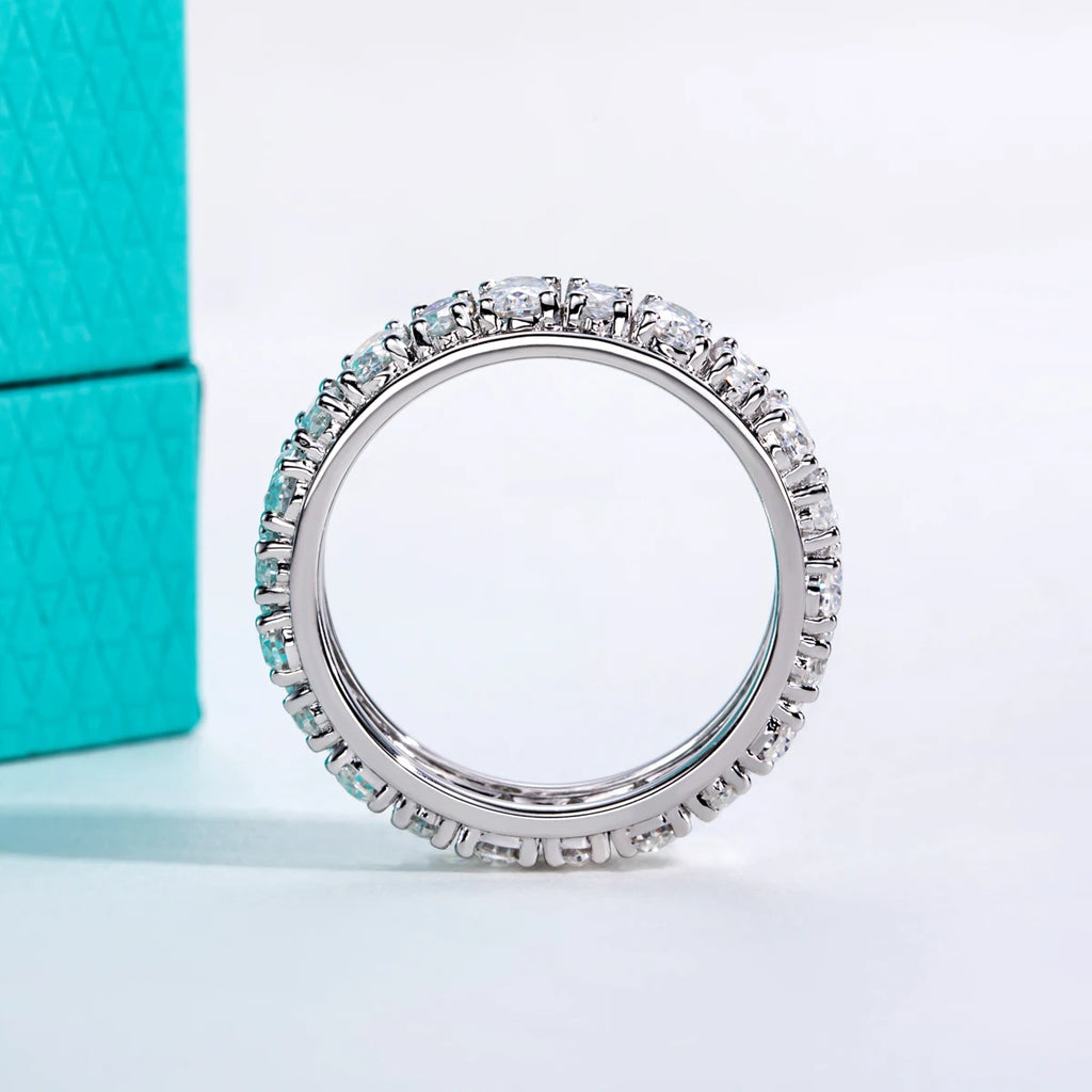 The Mori Band — oval marquise moissanite alternating band, front view — Aurora Moissanite