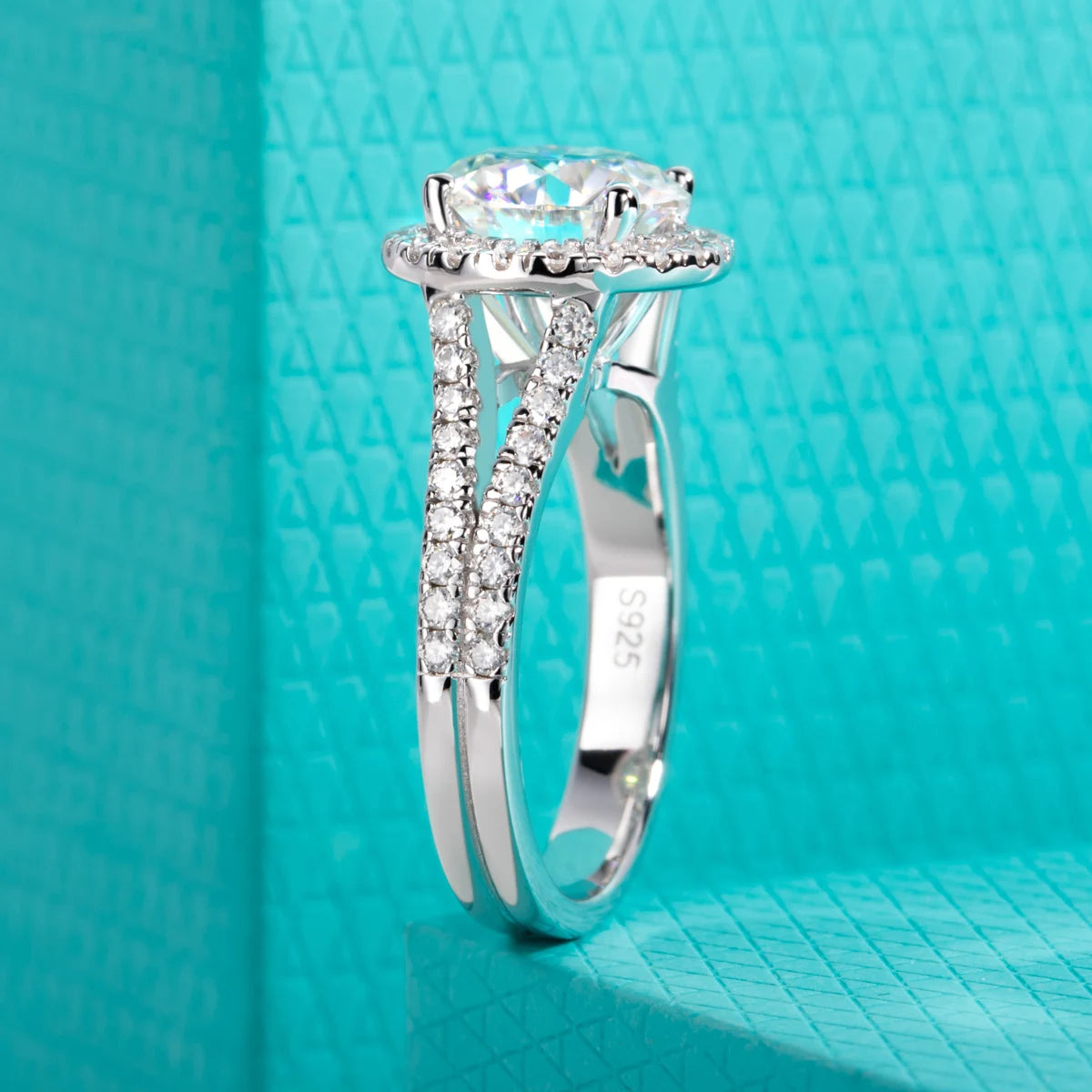 3ct moissanite Y-shape halo engagement ring, side profile, S925 silver — Aurora Moissanite