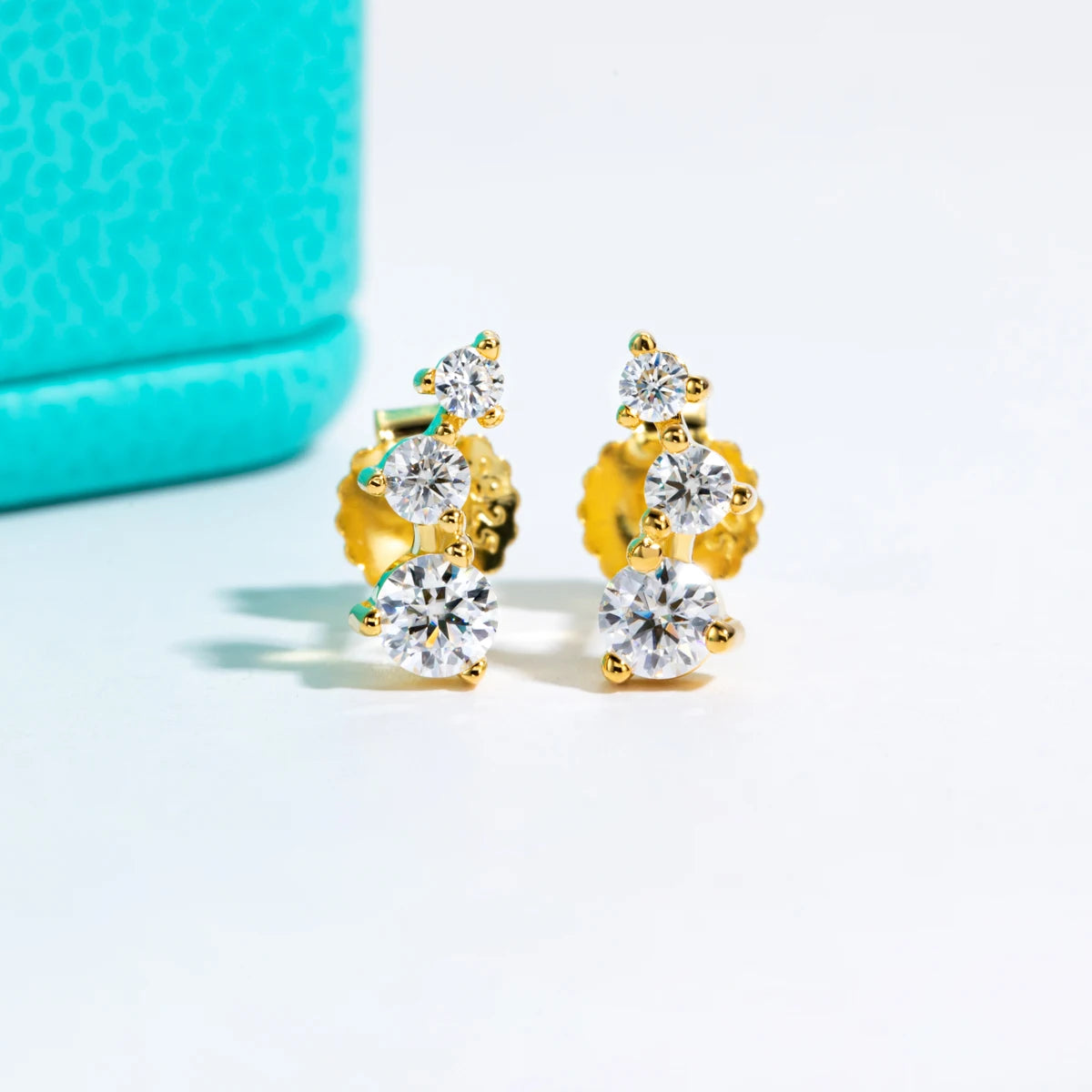 AnuJewel Moissanite Stud Earrings 925 Sterling Silver Gold Plated Lab Created Diamond Smile Earrings For Women Jewelry Wholesale
