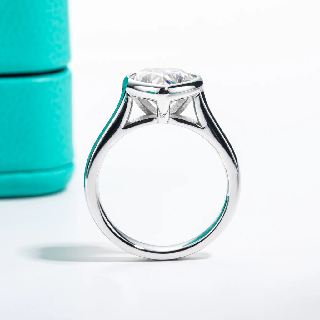 3ct heart moissanite bezel ring, side profile, S925 sterling silver — Aurora Moissanite