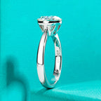 Round moissanite D color VVS1 invisible setting, seamless stone surface detail — Aurora Moissanite