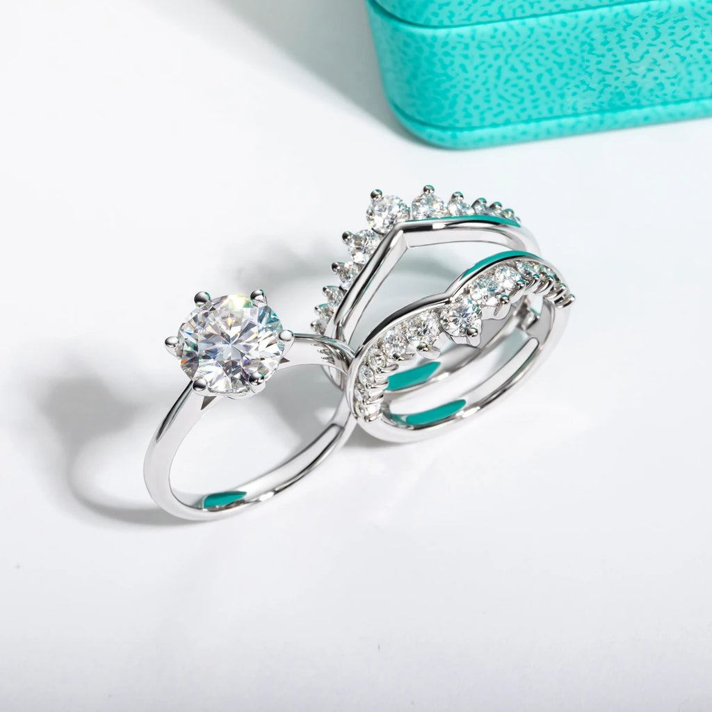 The Loa Ring — 3ct moissanite bridal set, front view, 18K gold — Aurora Moissanite