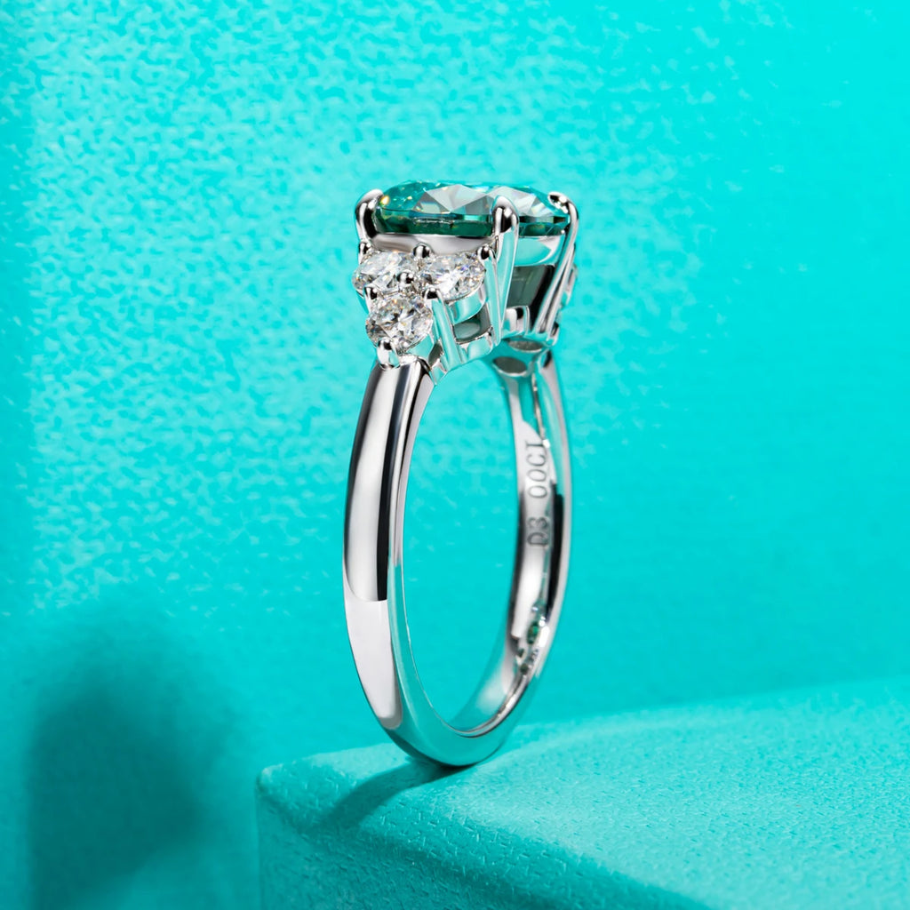 3ct blue-green moissanite ring, side profile, 18K gold — Aurora Moissanite