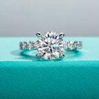 The Enne Ring lifestyle — 3.5ct moissanite ring set worn on finger — Aurora Moissanite